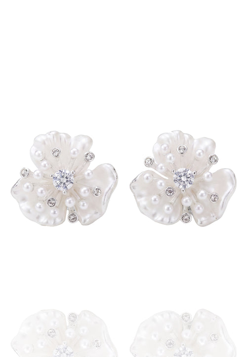 Aliminusa Earrings — White