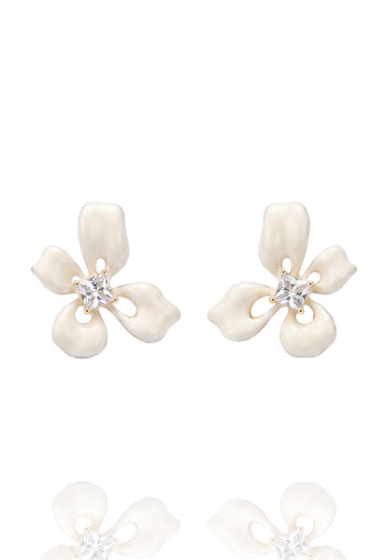 Allai Earrings — White