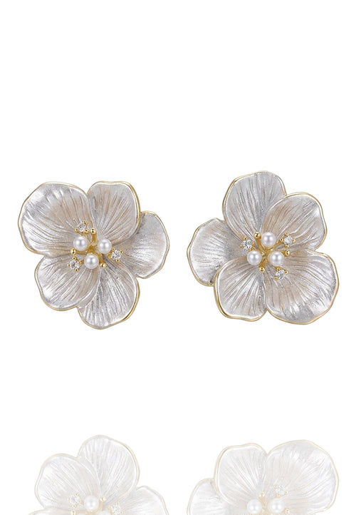 Alliste Earrings — White