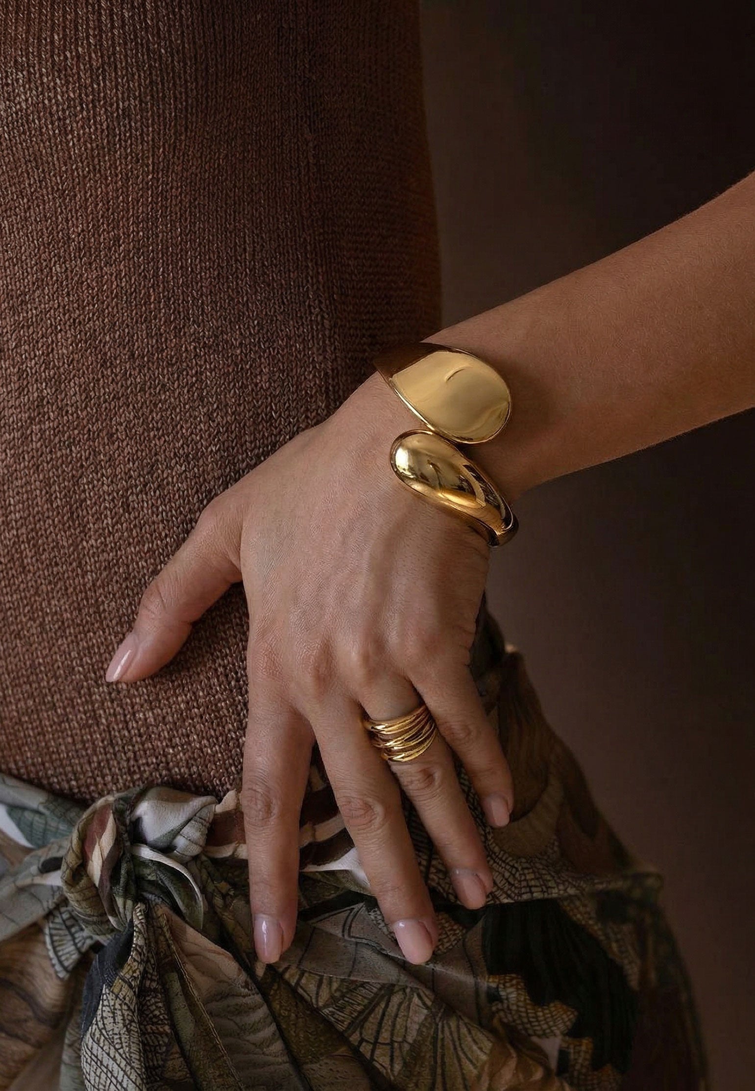 Gold Sfilato bracelet - view 2