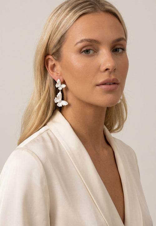 Alseno Earrings — White