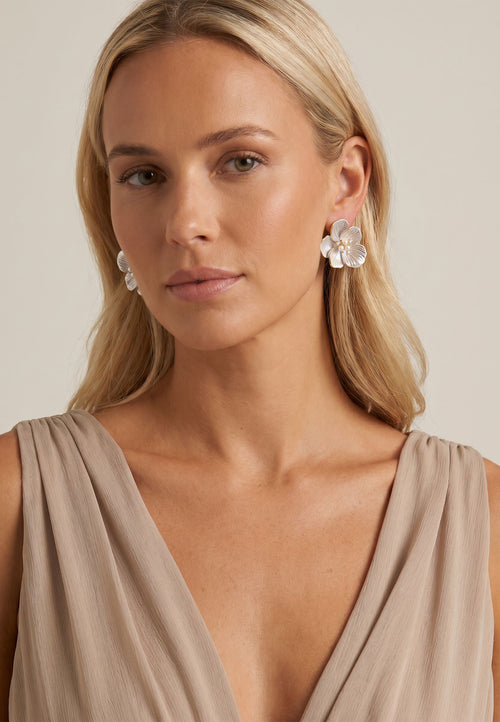 Alliste Earrings — White