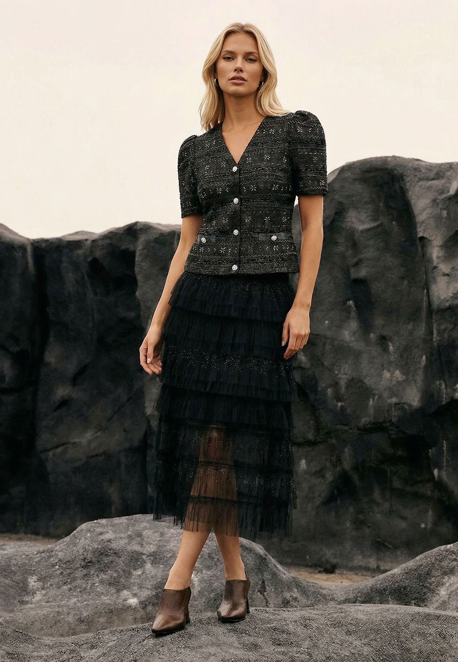 Valdidentro Suit — Black