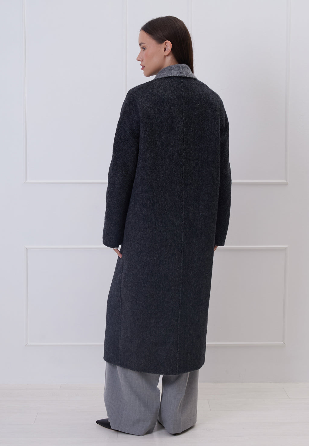 Black Sfilato coat - view 2