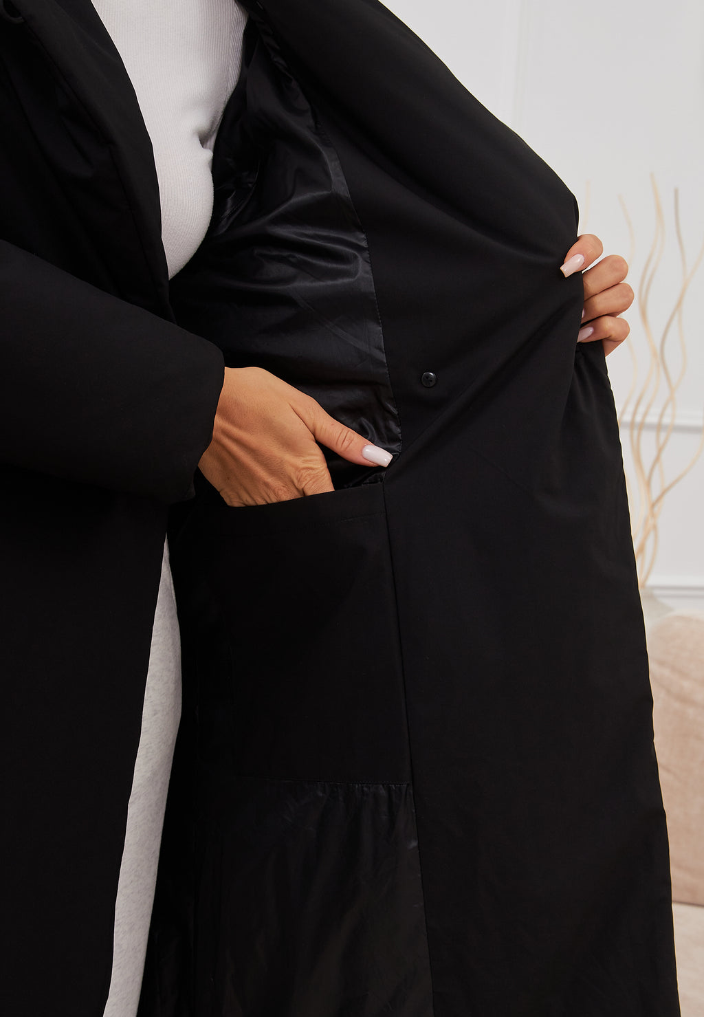 Black Sfilato puffer jacket - view 4