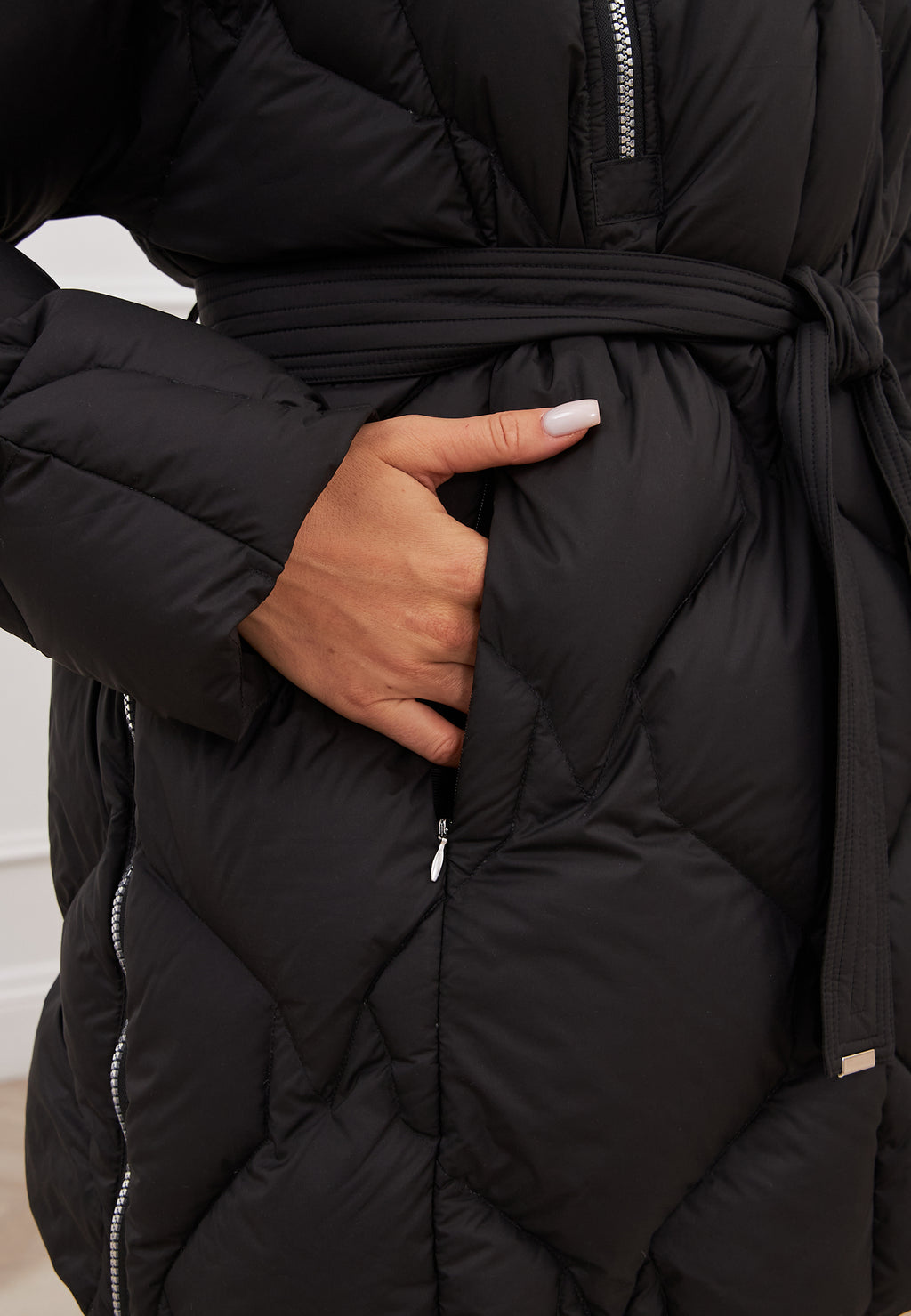 Black Sfilato puffer jacket - view 4