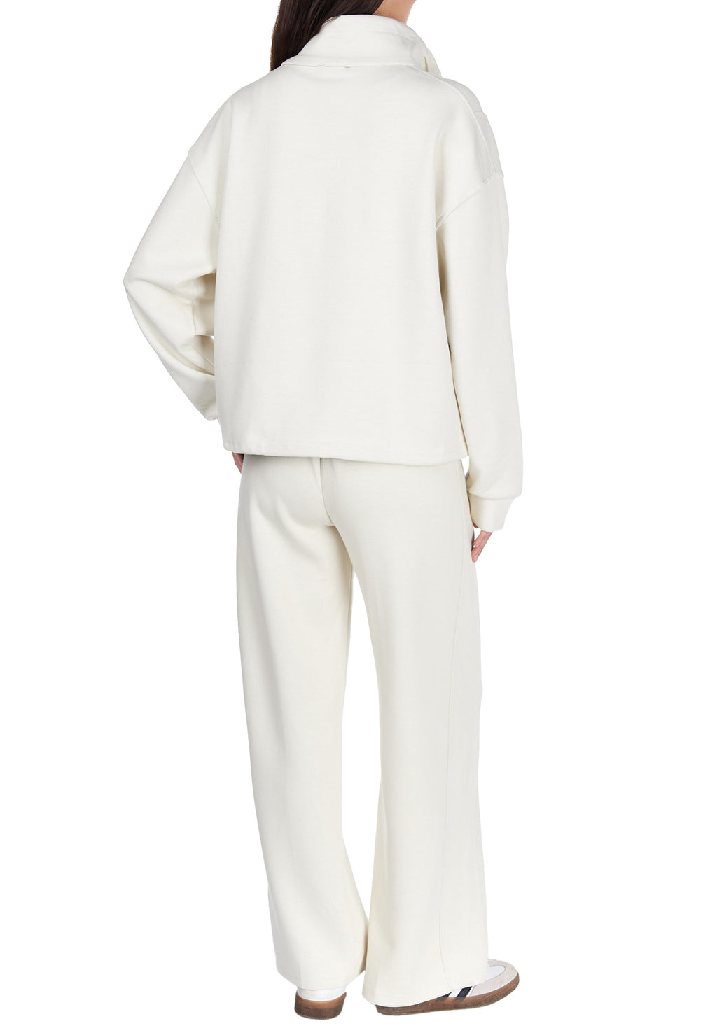 White Sfilato suit - view 4