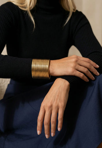 Gold Sfilato bracelet - view 2