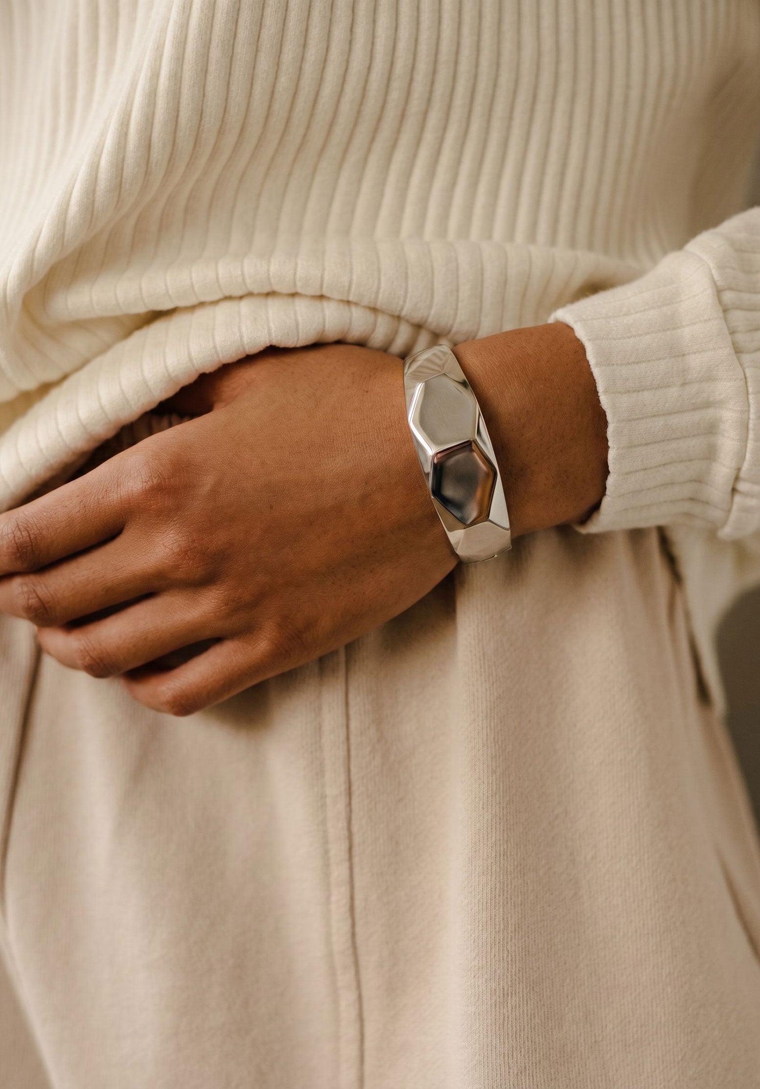 Gold Sfilato bracelet - view 2