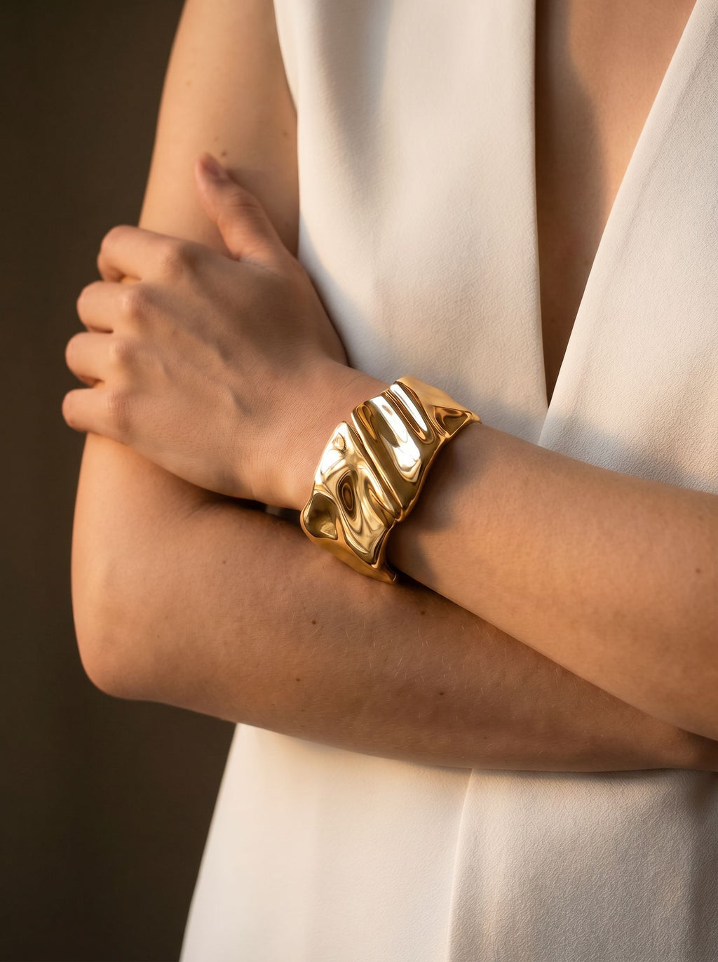 Gold Sfilato bracelet - view 2