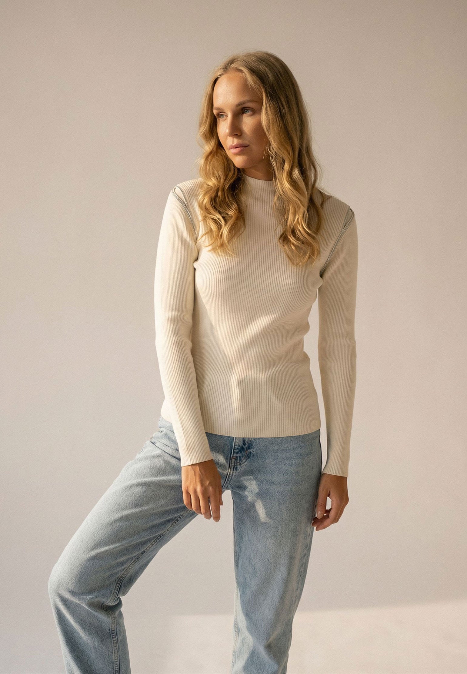 White Sfilato turtleneck - view 2